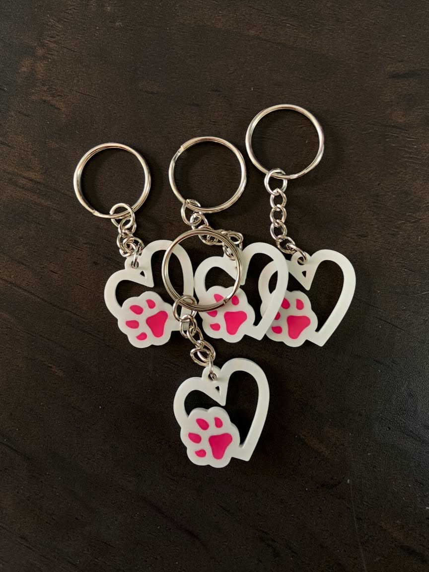 Cat/Dog Paw Keyring